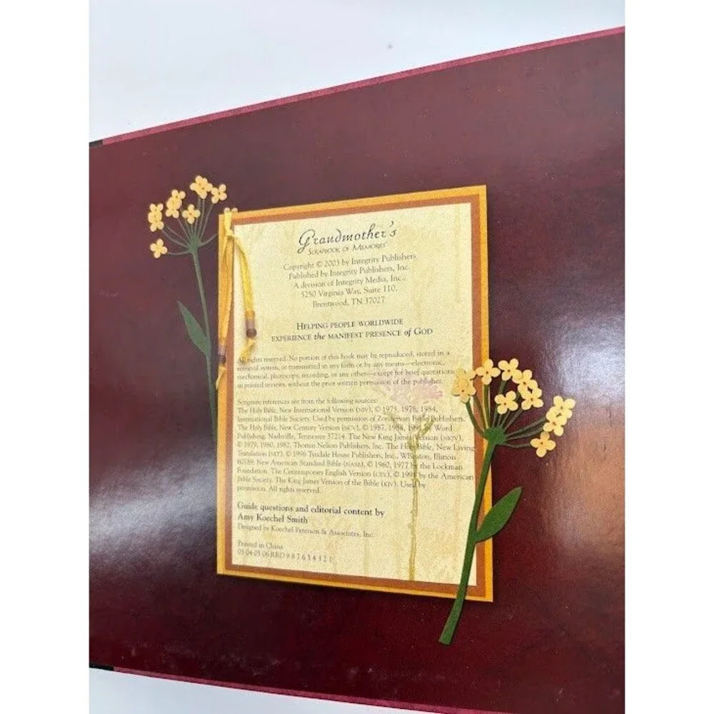 Grandmothers Scrapbook of Memories:‎ Treasures of Love, Faith, NEW